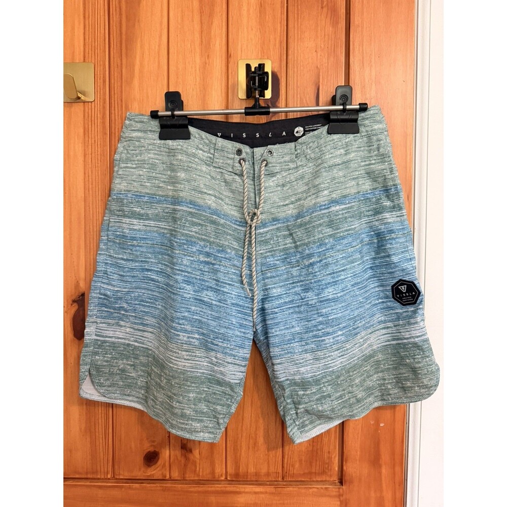 Vissla Blurry Horizons Swim Trunks  Mens Sz 33 Multi Striped Upcycle Coconut